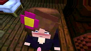 Jenny Bee explora sua aventura erótica em Minecraft em uma sessão solo quente.